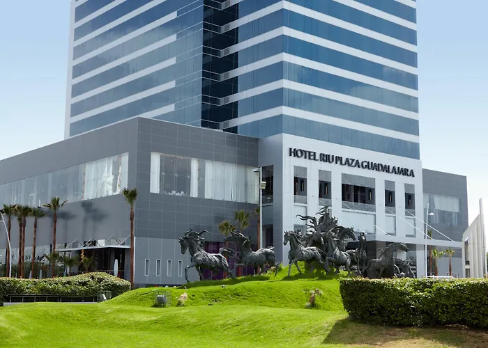 Riu Plaza